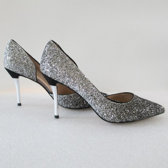 CHARLES & KEITH SILVER GLITTER PUMPS - Picture 16 of 16